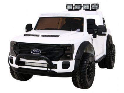 313129 vozidlo ford super duty bily pickup
