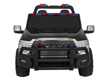 316822 vozidlo ram 3500 policie cerna