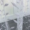 Elegantní záclona s duhovou lesklou výšivkou – listový vzor na jemné bílé síťovině