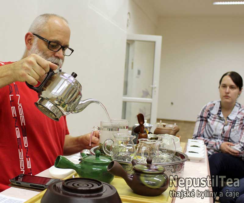 caje_ a_byliny_z_Indociny