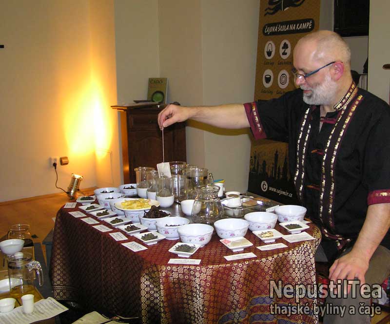 caje_ a_byliny_z_Indociny