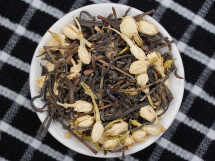 zeleny jasminovy twigs 2020 06 NepustilTea.cz