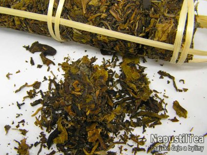 P1010007 NepustilTea.cz laosky lisovany caj 900x67