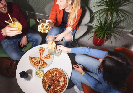 Mindful Drinking: Ako si užiť oslavu bez kvapky alkoholu