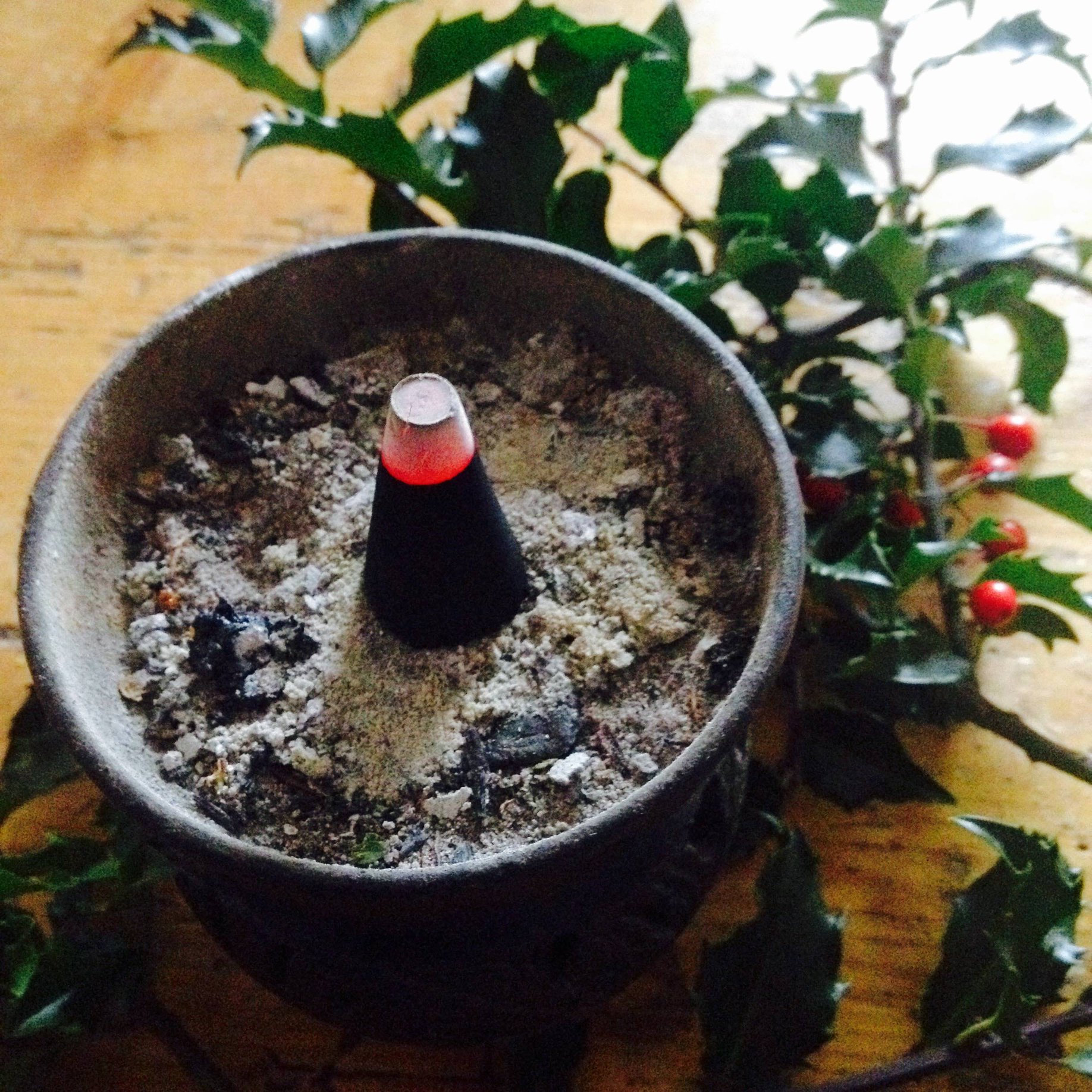 Vánoční vykuřování voní kadidlově