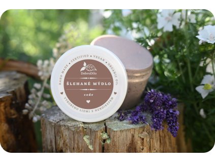 šlehané mýdlo cedr