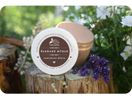 šlehané mýdlo santalové dřevo