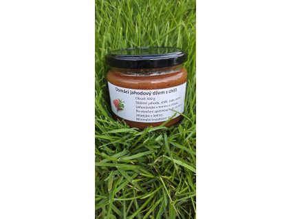Domácí jahodový džem s chilli