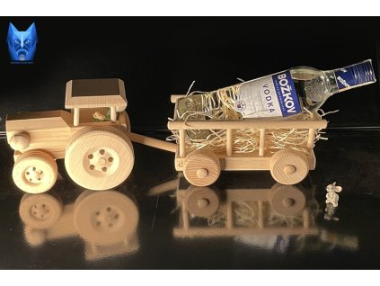 TRAKTOR VODKA 600x900 c