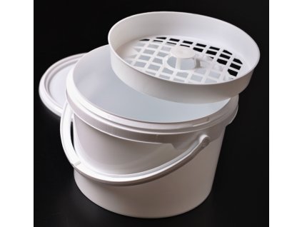 Kbelík na nakládání 3l bílý + víko + mřížka - kulatý