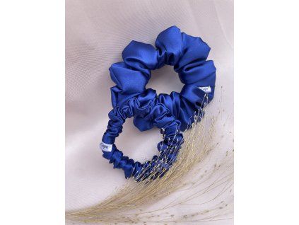 Královsky modrá gumička