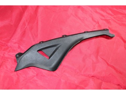 Horní plast bočnice k rámu Aprilia RS 125 2006-2012 pravý