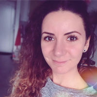                                     Debreczeni Boglárka
                            