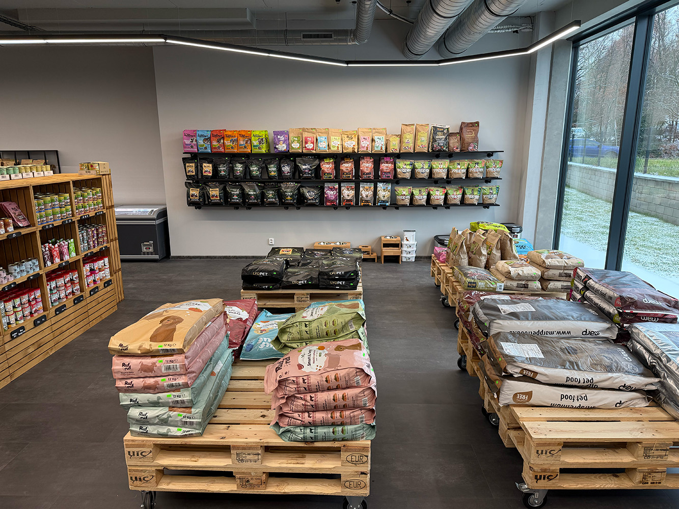 Kde v Říčanech koupit krmivo Rufruf, Yoggies, Lyopet a Marp