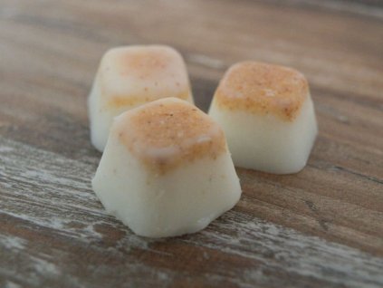 Bonbón z ovčího tuku s česnekem Mini 1ks