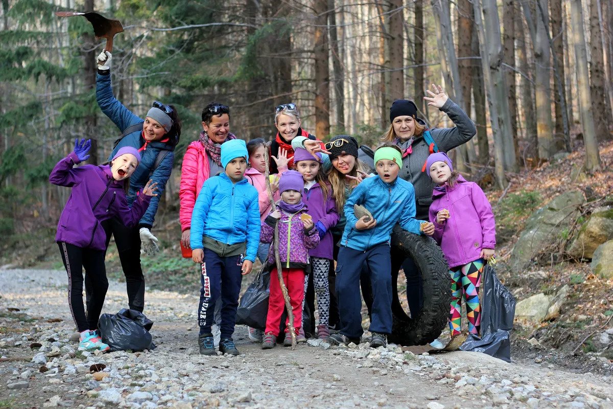 Ukliďme Česko s Doke!