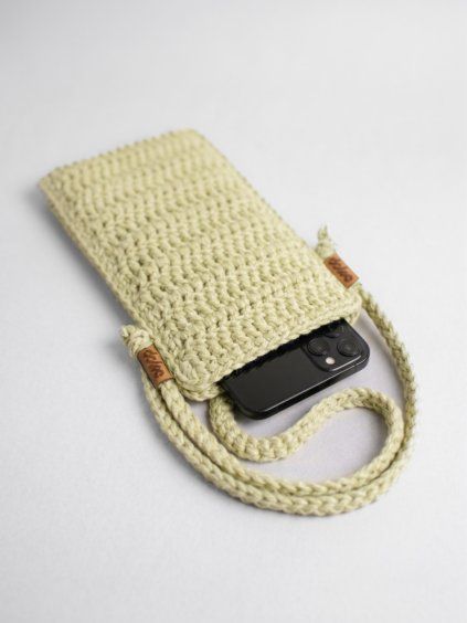 Háčkovaná kapsa na telefon sand