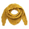 Háčkovaný šál GOLD (1)