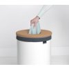 Koš na prádlo Brabantia 60l - bílá/kork. víko 104404 (3)