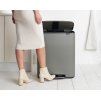 Moderní pedálový odpadkový koš, minerální šedá, objem 60 L, Brabantia 211348