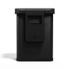 Zadní strana odpadkového koše Simplehuman