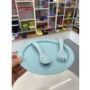 Dětský talíř s příborem na vzorkovně tupperware