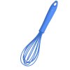 Silikonová metla Kochblume s nerezovým jádrem. Flexibilní, šetrná k nádobí, odolná do 260 °C a ideální na krémy, těsta, dresinky i omáčky, modrá