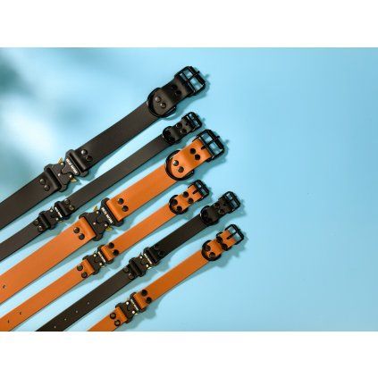 Hnědý obojek Tactical s černým kováním