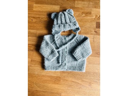 Ručně šité a pletené hračky, látkové potřeby pro miminka, zavinovačky, oblečení, zakázková výroba, vše v kvalitě Öko-tex. V prodeji na e-shopu DOLCE MAMA.
