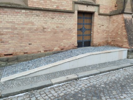 Pískovec šlapák Dolfi 40x60 cm