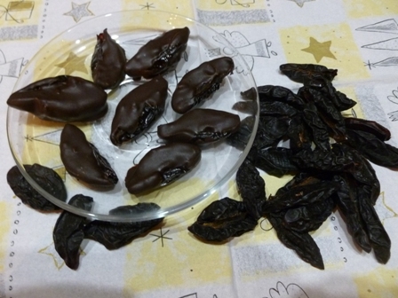 Opilé švestky v čokoládě
