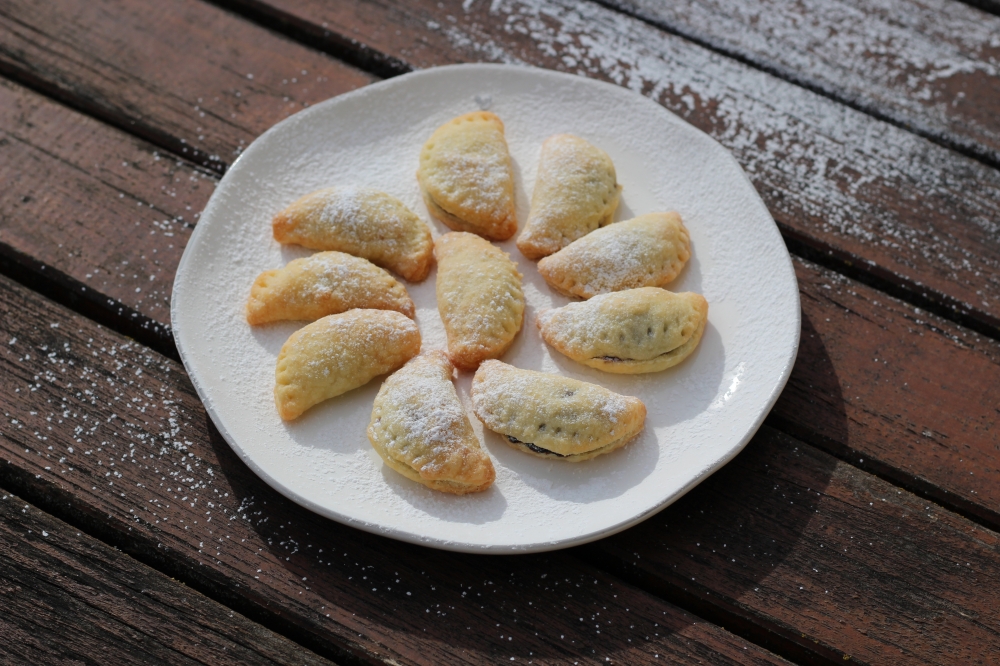 Tvarohové šátečky se švestkovými povidly