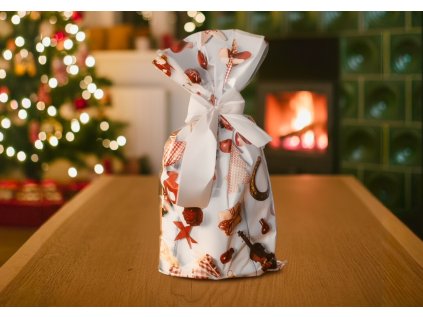 Mikulášský balíček s ořechy