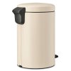 NewIcon Pedal Bin, 12L Soft Beige 8710755149924 Brabantia 300dpi 2000x2000px 9 NR 27487
