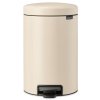 NewIcon Pedal Bin, 12L Soft Beige 8710755149924 Brabantia 300dpi 2000x2000px 9 NR 27488