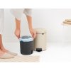 NewIcon Pedal Bin, 5L Soft Beige 8710755149900 Brabantia 96dpi 2000x2000px 9 NR 31476