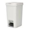 StepUp Pedal Bin 16L Light Grey 8710755800221 Brabantia 96dpi 2000x2000px 9 NR 31840