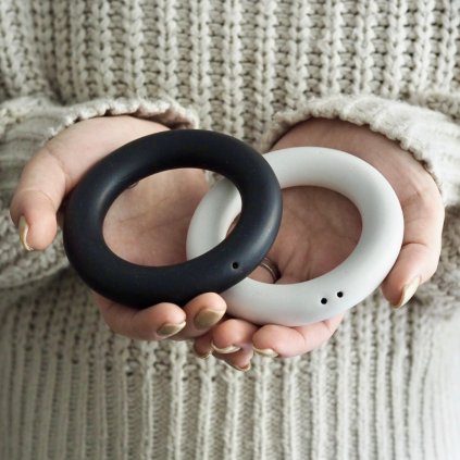 Originální keramický set na sůl a pepř Ring