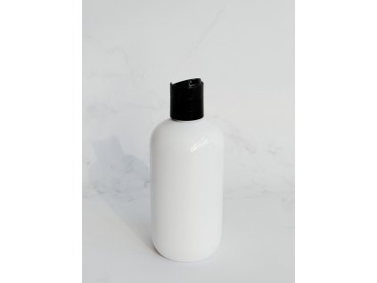 Bílá lahvička BELA 300 ml s černým DISC TOP