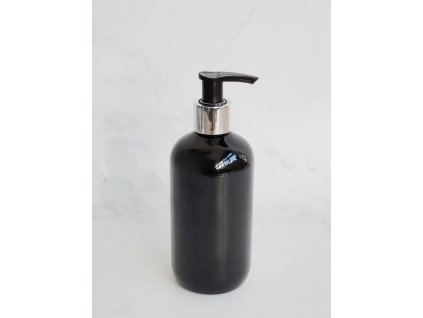 Černá lahvička BELA 300 ml s černo-stříbrným dávkovačem