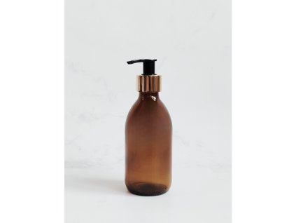 SKLENĚNÁ JANTAROVÁ LAHVIČKA MONA 250 ml s černo-zlatým dávkovačem
