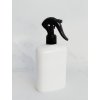 Bílá oválná lahvička LIMA 400 ml s černým rozprašovačem MINI