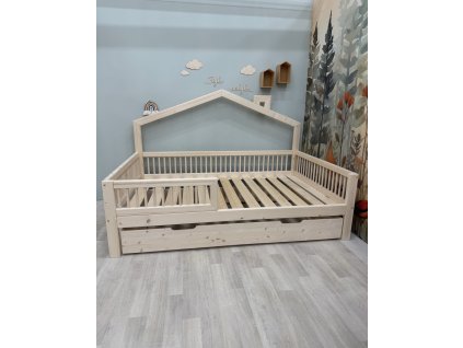 POSTEL POLÁRKA MAVIE