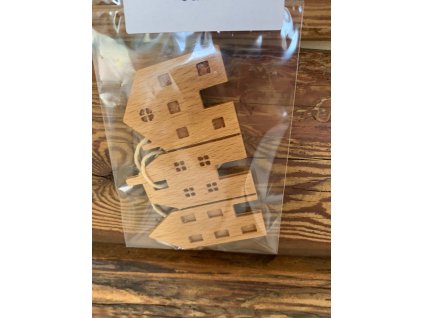 vyr 38 E5D58A38 568F 401C AB43 A02417CC94C8