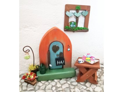 Dvířka pro domácího skřítka s listem