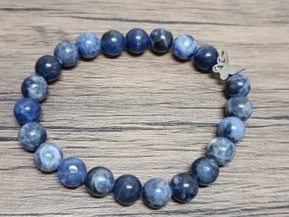 Náramek sodalit 8mm motýl