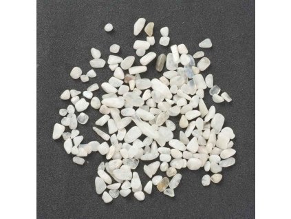 Měsíční kámen zlomky 6.5~18.5x3~7.5x1.5~3.5mm balení 10 gramů