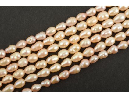 Perly říční růžové rice 5~6mm šňůra cca 33 - 35cm