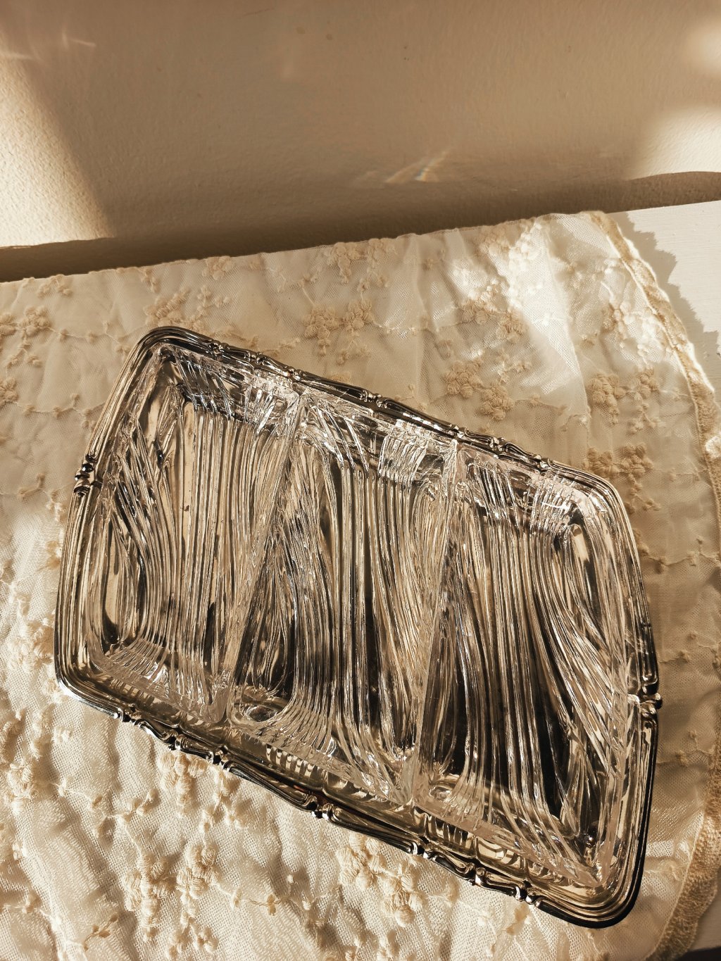 Vintage křišťálový servírovací tác Mepra z Itálie