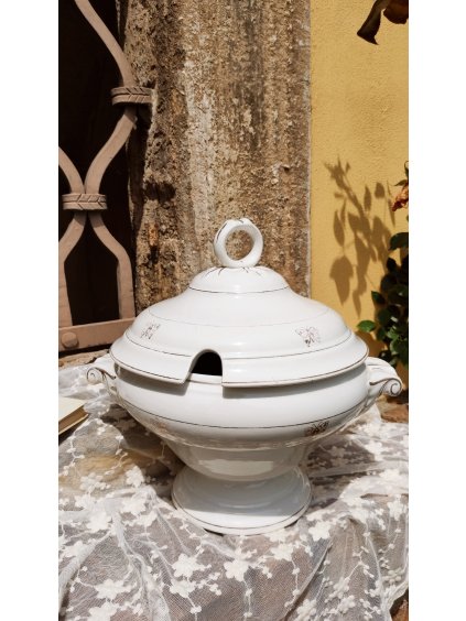 polévková terina Petrus Regout z 19. století – bílý vintage porcelán